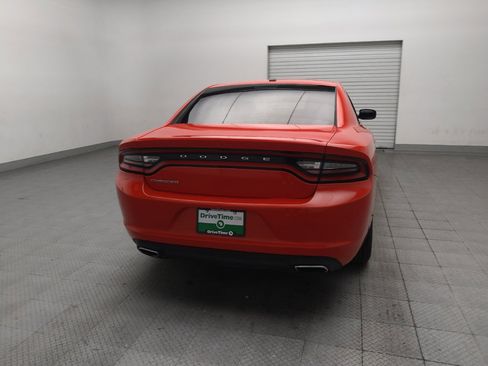 Used 2022 Dodge Charger SXT RWD image 7