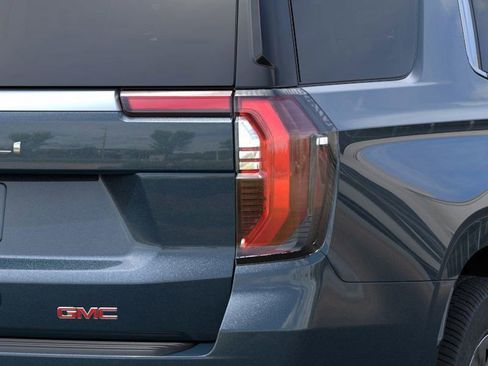 New 2026 GMC Yukon Denali w/ Sun & Power Step Package image 11