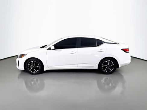 Used 2025 Nissan Sentra SV FWD image 6