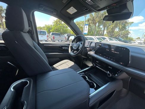 New 2026 Chevrolet Suburban LS w/ LS Custom Edition RWD image 24