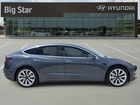 Used 2018 Tesla Model 3 Long Range RWD image 5