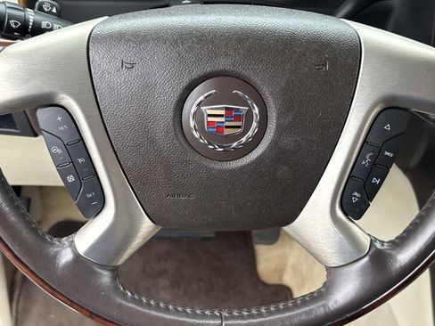 Used 2010 Cadillac Escalade ESV Platinum image 14