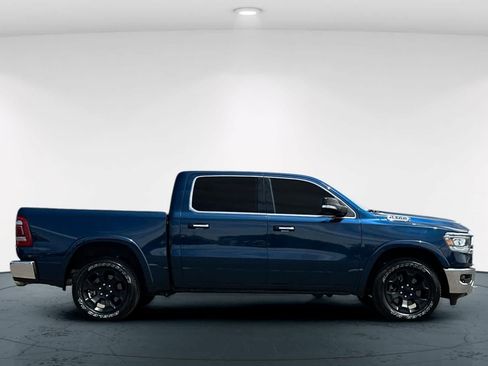 Used 2022 RAM 1500 Laramie AWD/4WD image 6