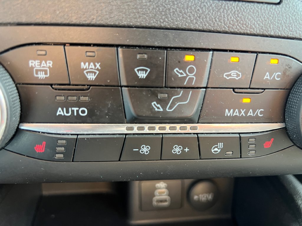 Used 2024 Ford Escape Active AWD/4WD image 26