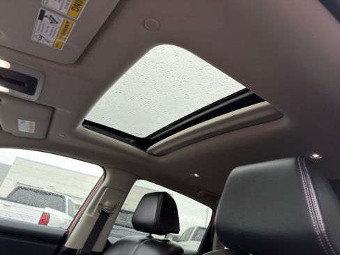 Used 2024 Honda HR-V EX-L image 16