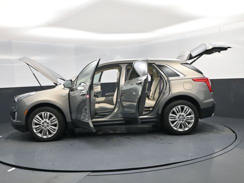Used 2019 Cadillac XT5 Premium Luxury image 20