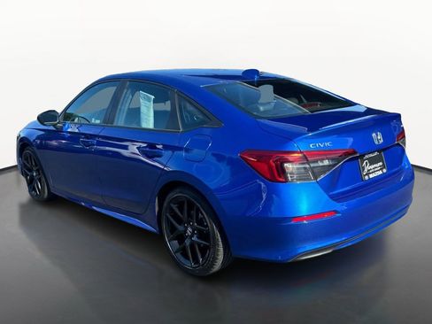 Used 2023 Honda Civic Sport image 5