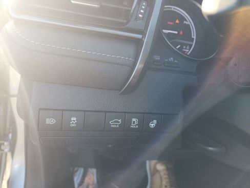 Used 2023 Toyota Camry XSE image 13