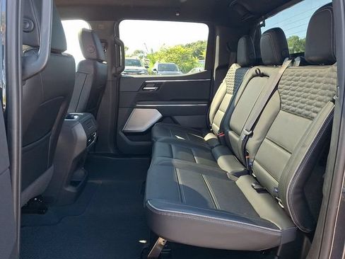 Used 2025 GMC Sierra EV Denali AWD/4WD image 20