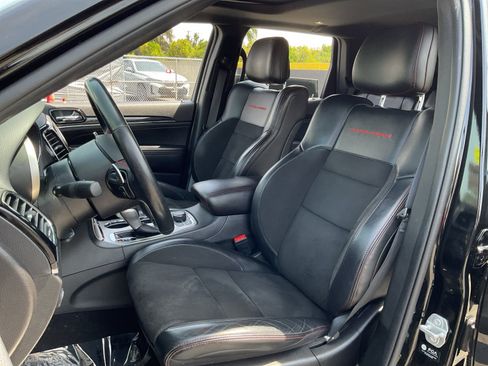 Used 2021 Jeep Grand Cherokee Trailhawk AWD/4WD image 18