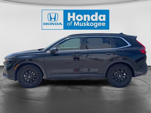 Used 2025 Honda CR-V Sport image 8