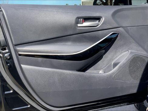 Used 2024 Toyota Corolla XLE image 22