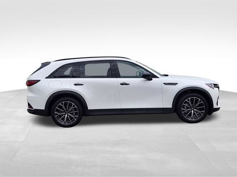 Certified 2025 MAZDA CX-70 Plug-In Hybrid w/ Premium Pkg AWD/4WD image 10