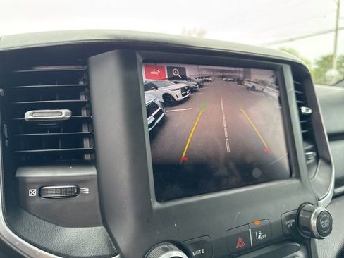Used 2022 RAM 1500 Big Horn AWD/4WD image 13
