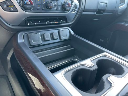 Used 2018 GMC Sierra 1500 SLT AWD/4WD image 27