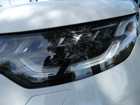 Used 2020 Land Rover Discovery HSE Luxury image 83