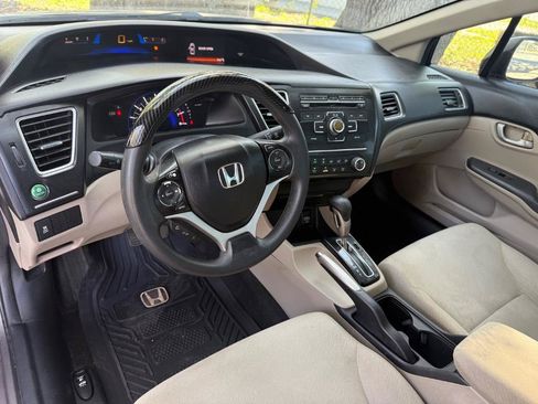 Used 2013 Honda Civic LX image 28