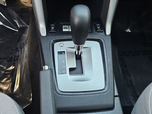 Used 2018 Subaru Forester 2.5i Premium image 35