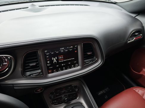 Used 2023 Dodge Challenger SRT Hellcat image 31