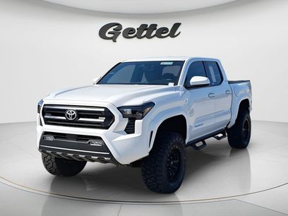 New 2025 Toyota Tacoma SR5