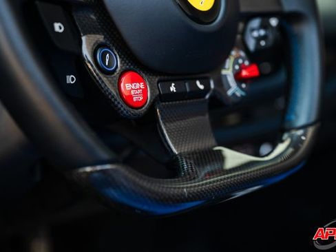 Used 2022 Ferrari F8 Tributo image 28