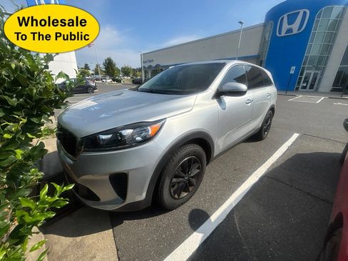 Used 2019 Kia Sorento L FWD image 1