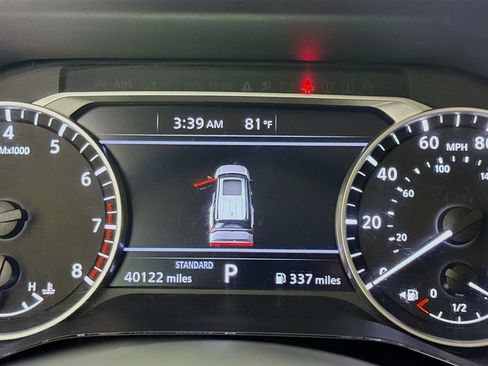 Used 2025 Nissan Pathfinder SV FWD image 14