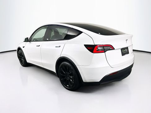 Used 2021 Tesla Model Y Long Range AWD/4WD image 5