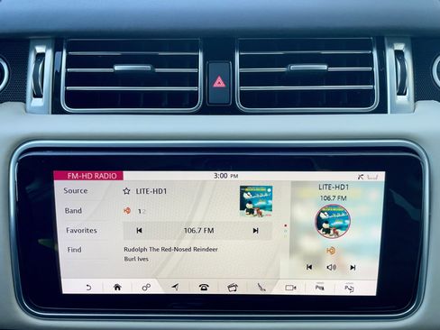 Used 2020 Land Rover Range Rover Autobiography image 29