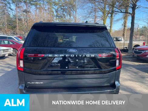 Certified 2025 Ford Expedition Platinum image 5