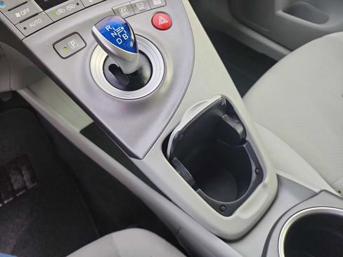 Used 2014 Toyota Prius Three image 21