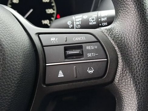 Used 2023 Honda HR-V LX image 22