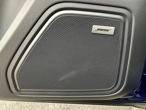 New 2025 Porsche Macan image 33