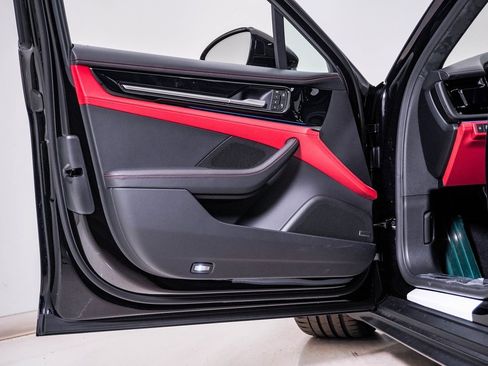 New 2026 Porsche Panamera Turbo image 23