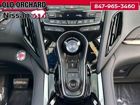 Used 2024 Acura RDX SH-AWD image 17