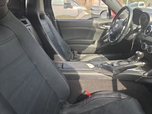 Used 2019 FIAT 124 Spider Lusso w/ Convenience Group image 10