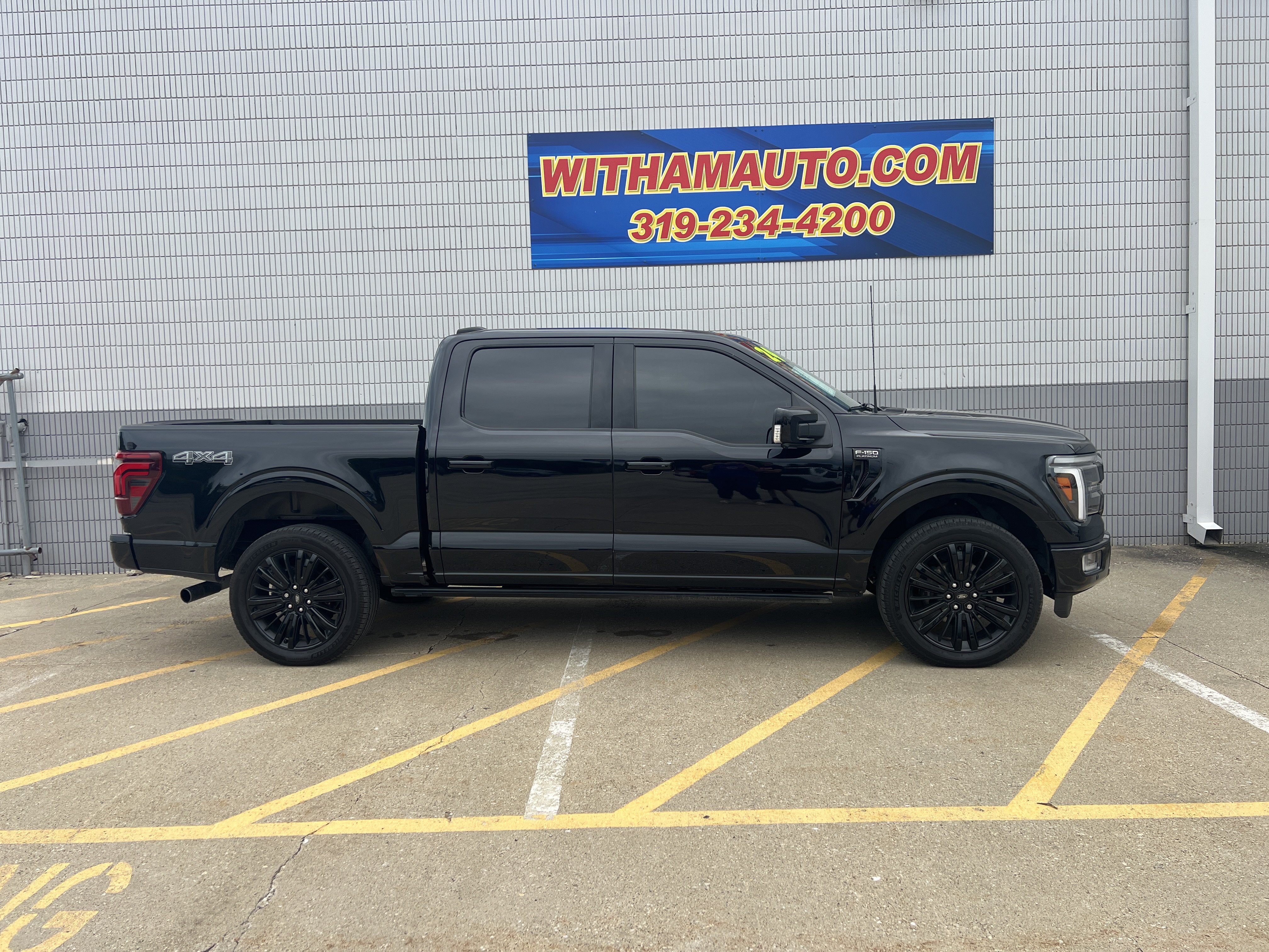Used 2024 Ford F150 Platinum AWD/4WD image 3