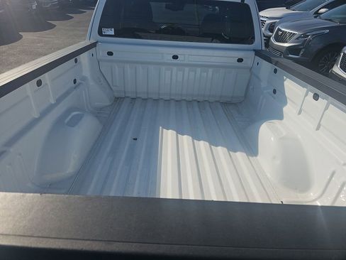 Used 2022 Chevrolet Colorado LT w/ Fleet Safety Package image 31