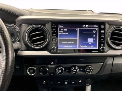 Used 2020 Toyota Tacoma TRD Off-Road image 5