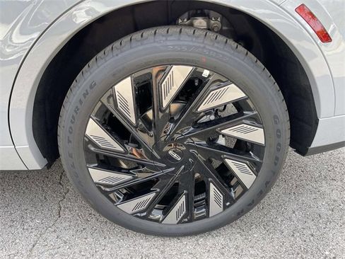 New 2026 Lincoln Nautilus Black Label w/ Jet Appearance Package image 11