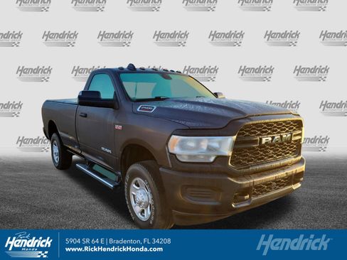 Used 2022 RAM 2500 Tradesman image 1