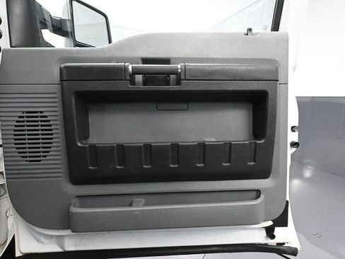 Used 2014 Ford F250 XL w/ Power Equipment Group image 36