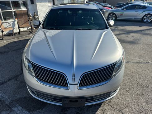 Used 2013 Lincoln MKS image 8