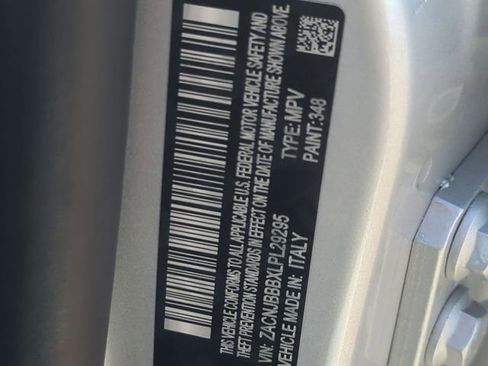 Used 2020 Jeep Renegade Latitude AWD/4WD image 28