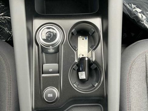 Used 2026 Ford Explorer Active AWD/4WD image 26