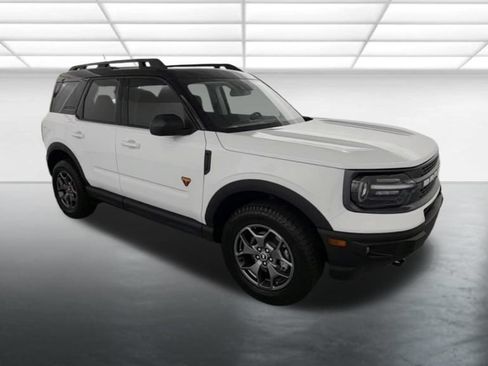 Certified 2024 Ford Bronco Sport Badlands w/ Premium Package AWD/4WD image 9