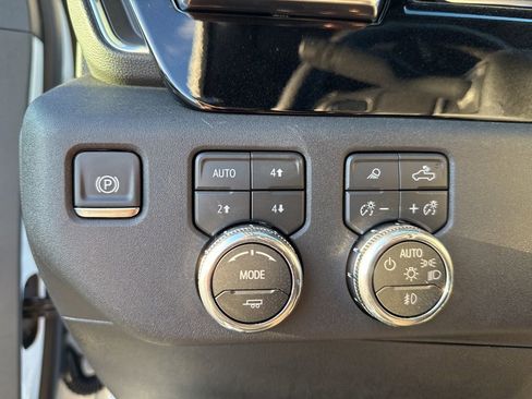 New 2026 GMC Sierra 2500 SLT w/ SLT Premium Package AWD/4WD image 20