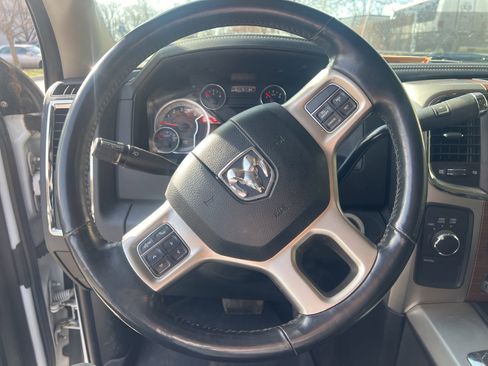 Used 2015 RAM 3500 Laramie image 17