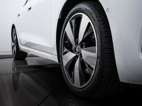 Certified 2025 Audi A5 2.0T Premium w/ Convenience Package image 21