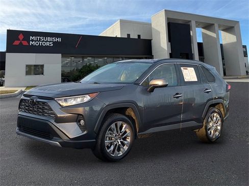 Used 2021 Toyota RAV4 Limited image 1